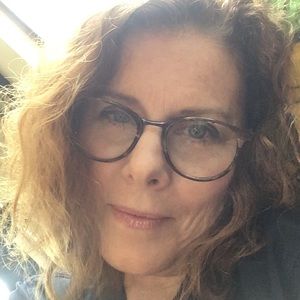 Meet your Posher, Liz